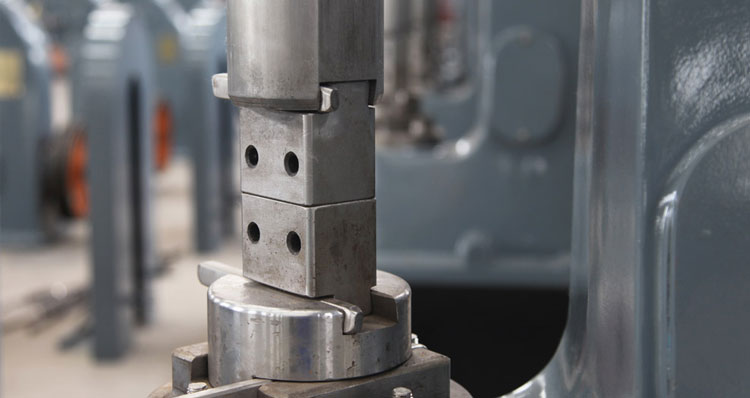 Customized Services, Full Support